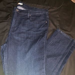 *Plus Size* Levis dark blue wash